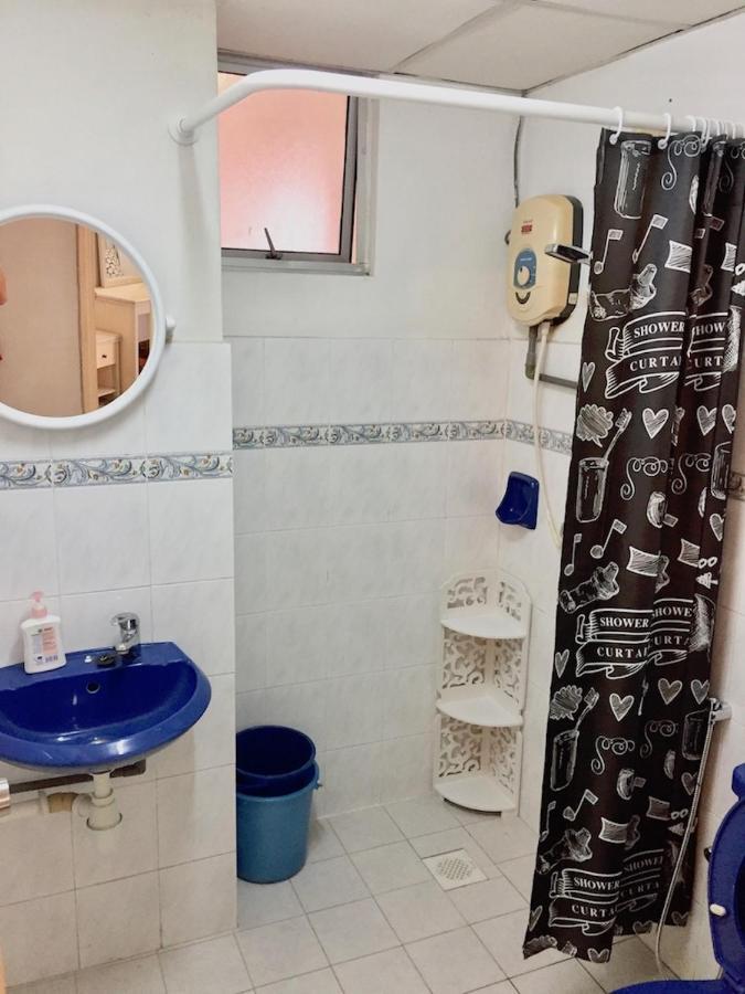 Cozy Kelana Jaya Semi-D Apt Near Mall, College & Hospital Petaling Jaya Exterior foto